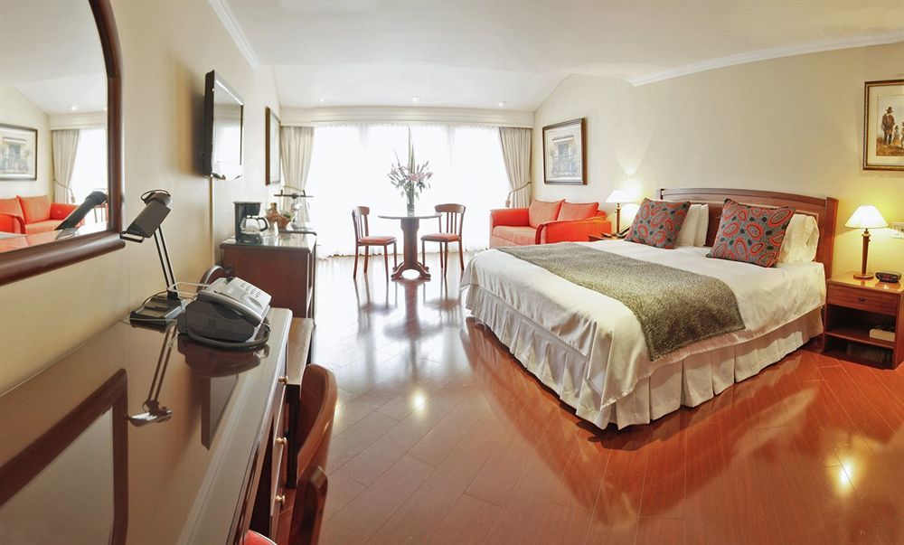 בוגוטה Casona Real Hotel מראה חיצוני תמונה